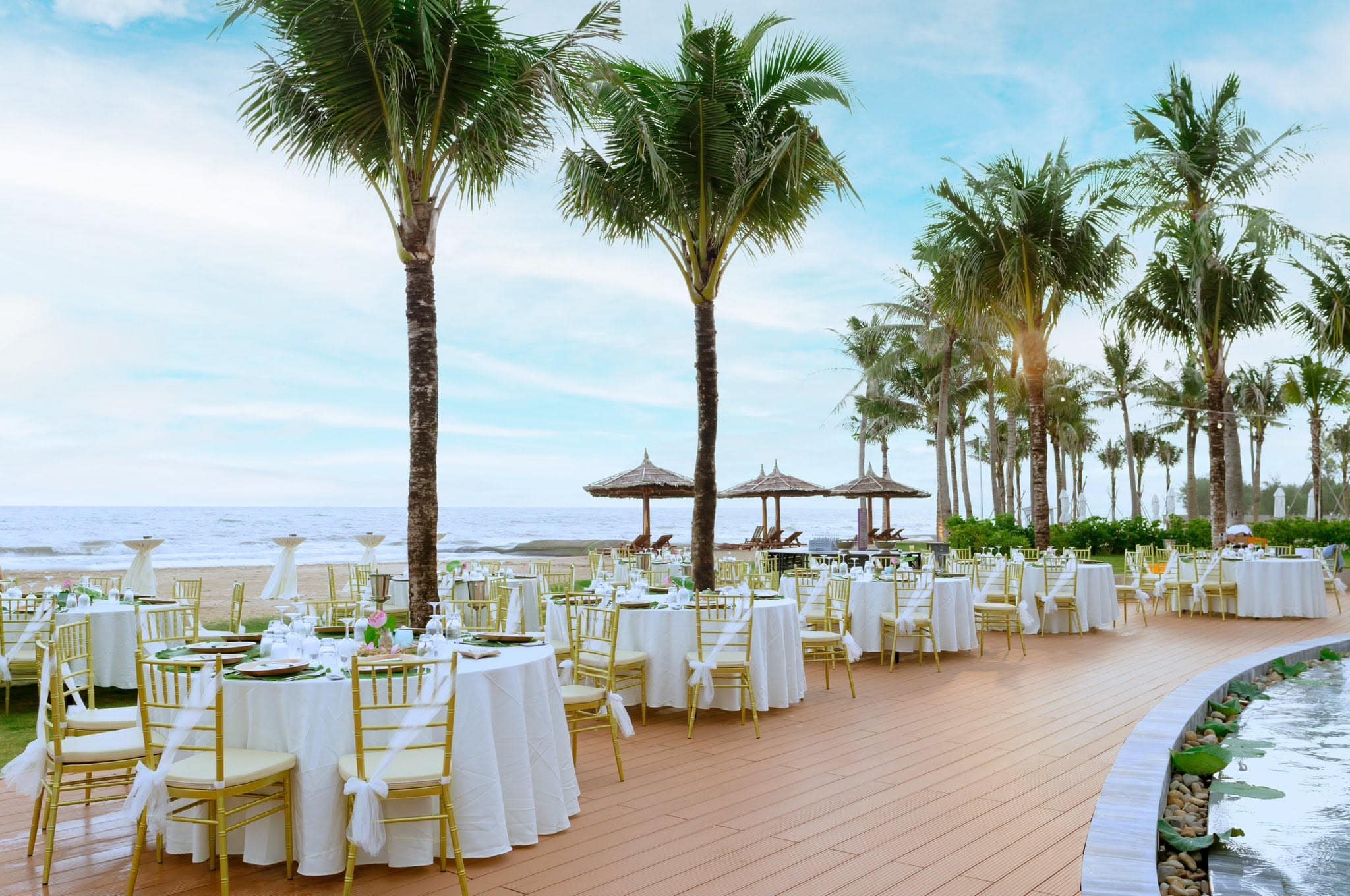Một buổi tiệc biển tại Angsana Hồ Tràm resort Một buổi tiệc biển tại Angsana Hồ Tràm resort