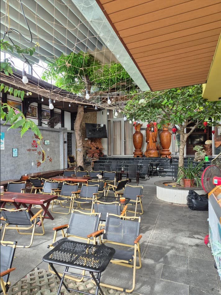 Không gian bên trong quán trà sữa dâu tây coffee Không gian bên trong quán trà sữa dâu tây coffee