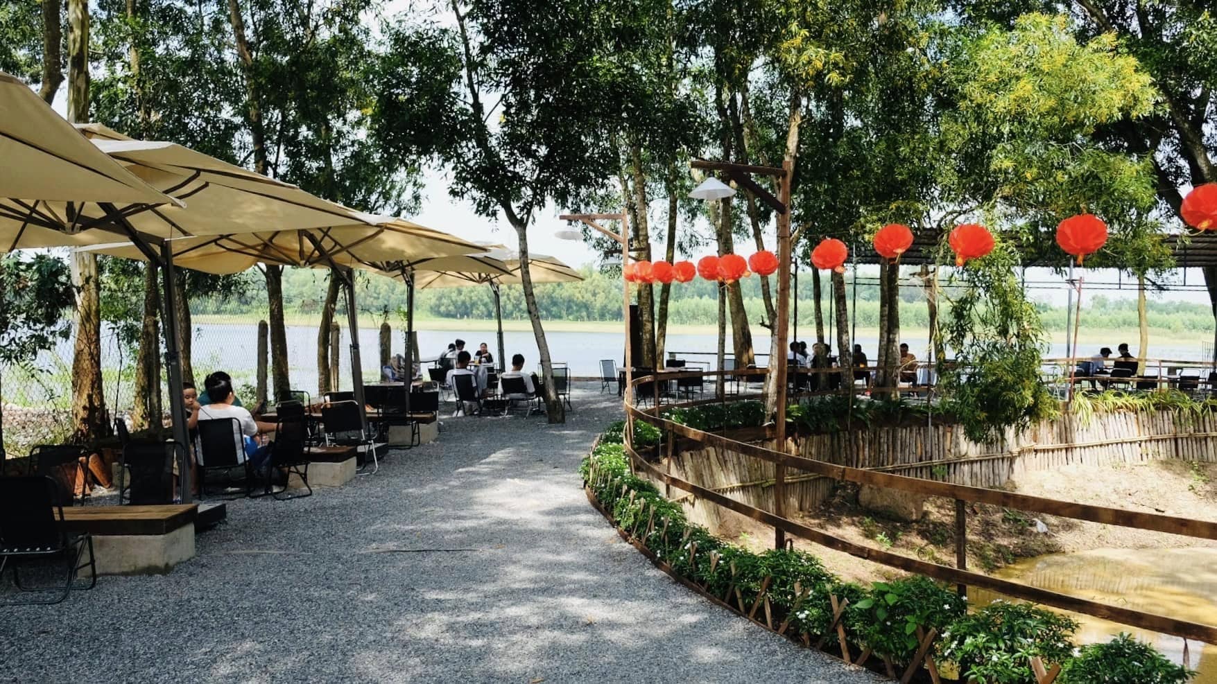 Hồ Tràm không thiếu quán cà phê đẹp nếu bạn đọc được bài này Hồ Tràm không thiếu quán cà phê đẹp nếu bạn đọc được bài này