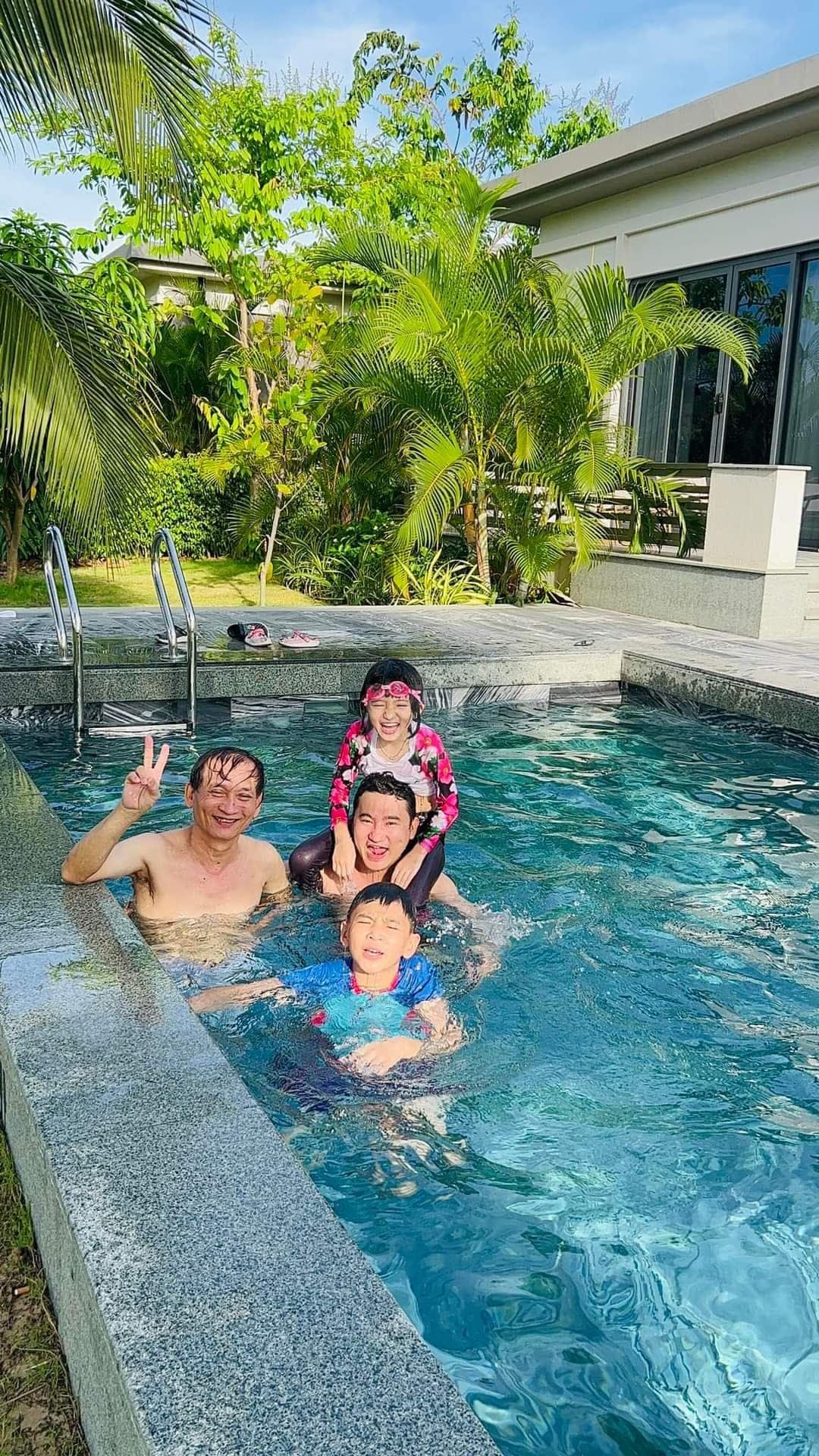 Khách lưu trú trong Villa Coastar Hồ Tràm Resort Khách lưu trú trong Villa Coastar Hồ Tràm Resort