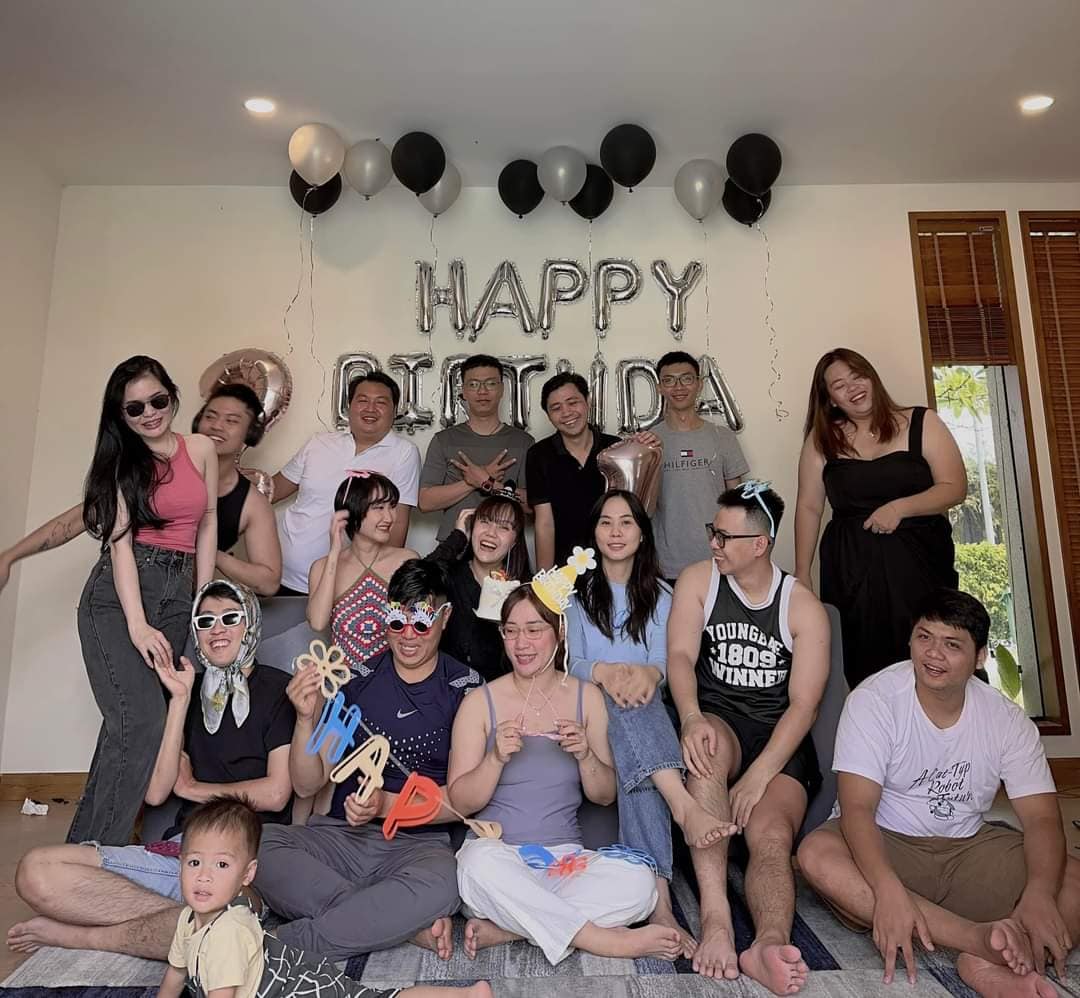 Khách làm sinh nhật tại villa tư nhân Coastar Hồ Tràm Khách làm sinh nhật tại villa tư nhân Coastar Hồ Tràm