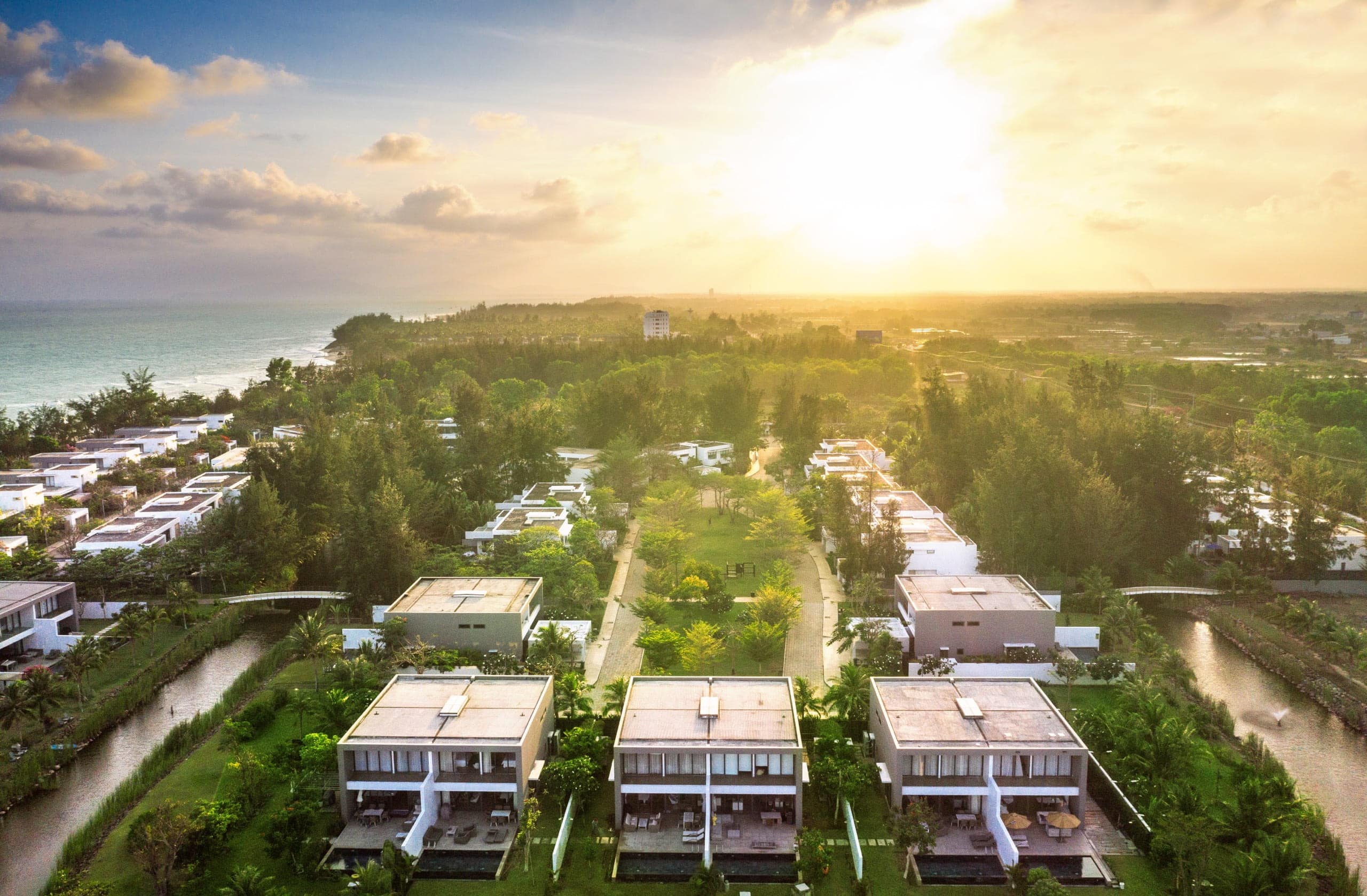 Khu Sanctuary resort Hồ Tràm nhìn từ trên cao Khu Sanctuary resort Hồ Tràm nhìn từ trên cao