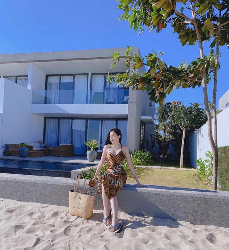 Du khách nghỉ dưỡng tại villa mặt biển Sanctuary Hồ Tràm Du khách nghỉ dưỡng tại villa mặt biển Sanctuary Hồ Tràm