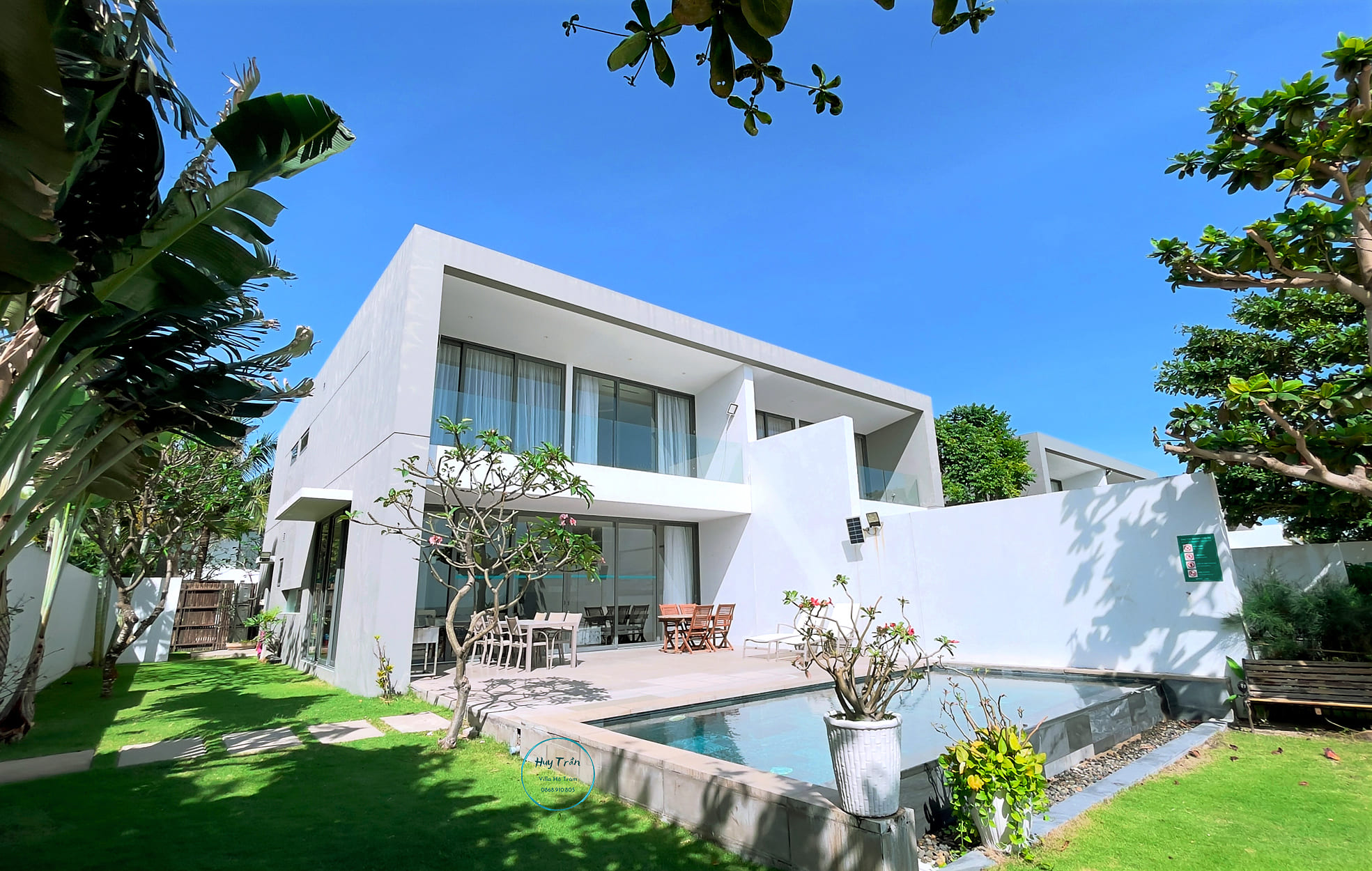 Mặt sau của Villa Sanctuary Hồ Tràm 3+1 phòng ngủ – HV004 Mặt sau của Villa Sanctuary Hồ Tràm 3+1 phòng ngủ – HV004