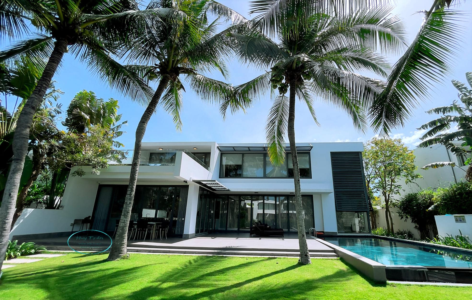 Mặt sau của Villa Sanctuary Hồ Tràm 3+2 phòng ngủ – HV005 Mặt sau của Villa Sanctuary Hồ Tràm 3+2 phòng ngủ – HV005