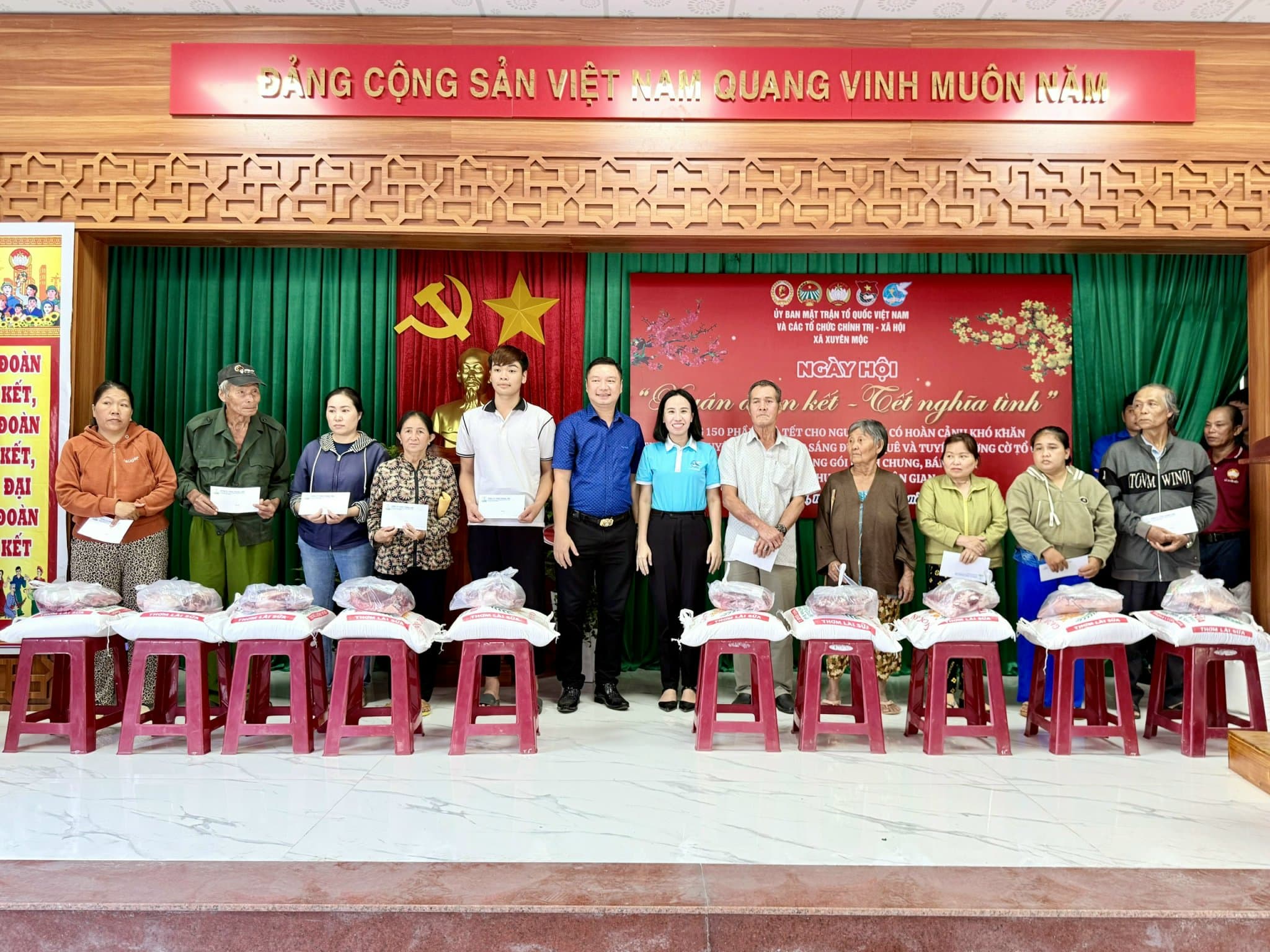 Xuyên Mộc tổ chức ngày hội xuân đoàn kết tết nghĩa tình 4 Xuyên Mộc tổ chức ngày hội xuân đoàn kết tết nghĩa tình 4