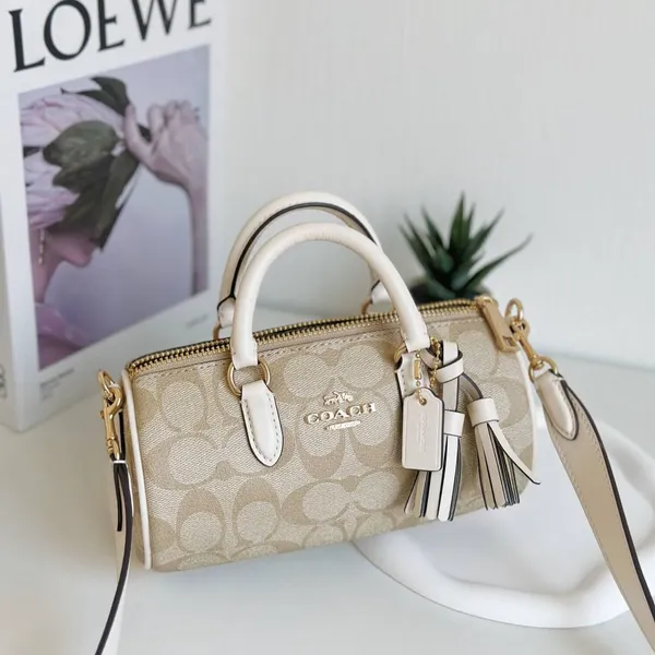 Túi Coach New York nữ đeo chéo