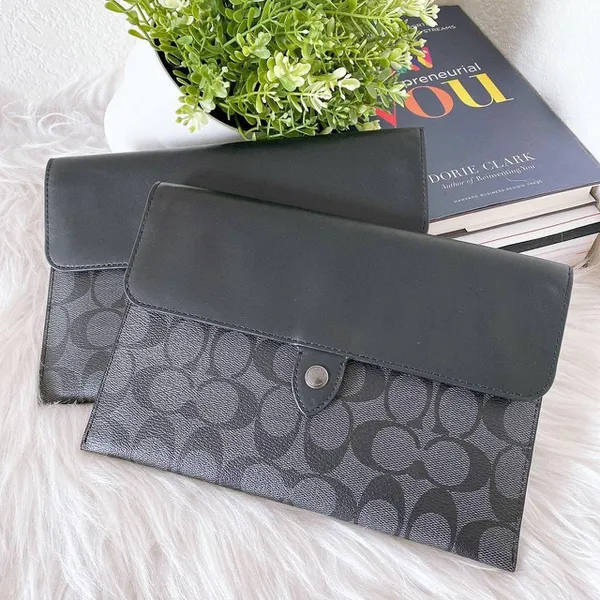 Ví Coach nam authentic