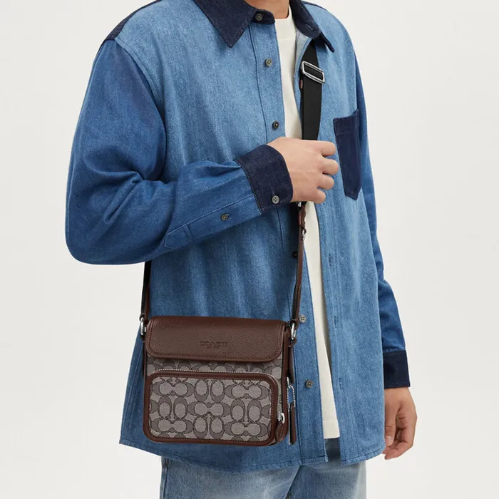 Túi Coach đeo chéo