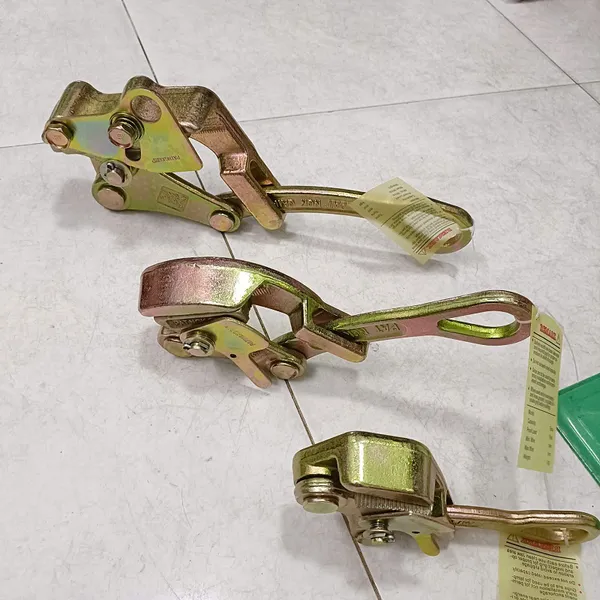 Cóc Kẹp Cáp 3 Tấn NGK