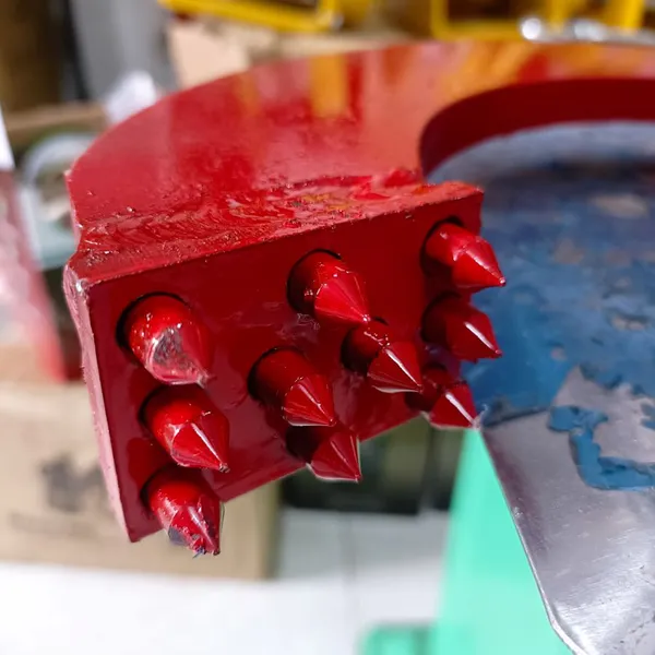 Kẹp kéo pallet 2 tấn, kẹp càng cua kéo pallet 