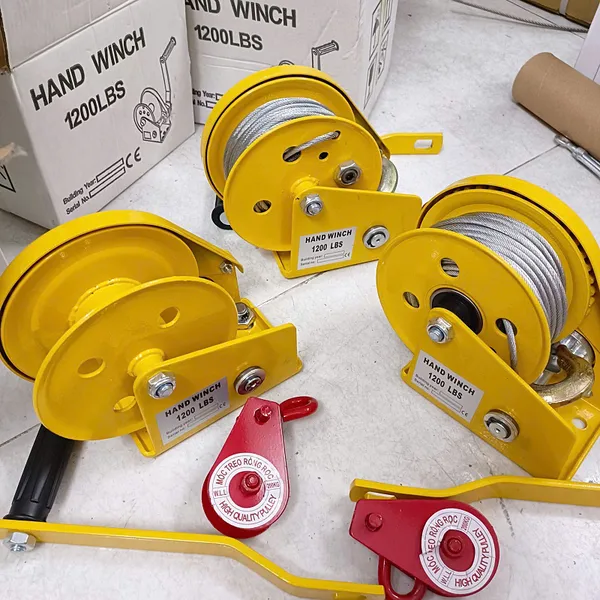 Tời quay tay tự khóa MAXIMUS LS  1200lbs