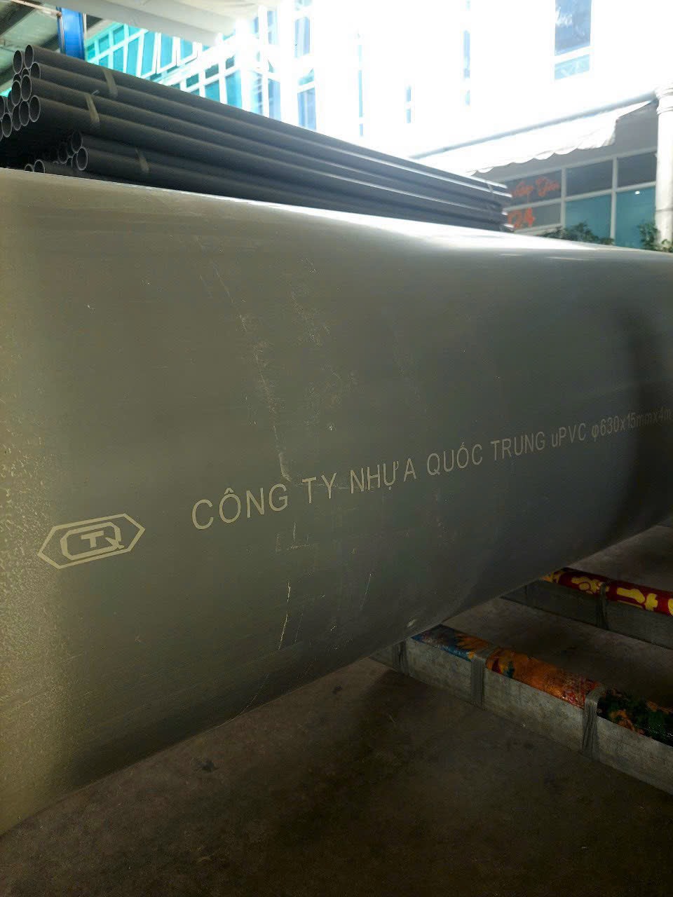 ỐNG NHỰA PVC GIÁ RẺ QUỐC TRUNG 630