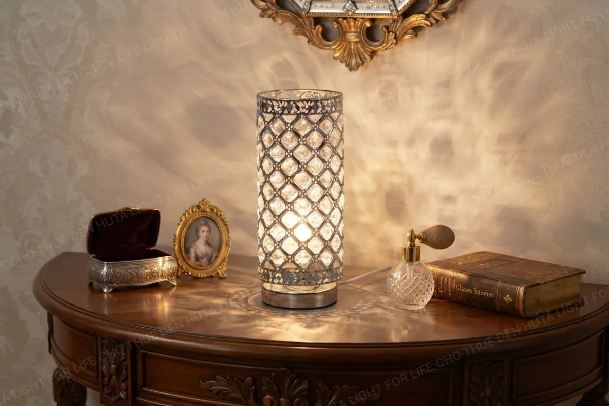 CHO THUÊ ĐÈN NGỦ ĐỂ BÀN DECOR KHÔNG GIAN MÃ PL1
