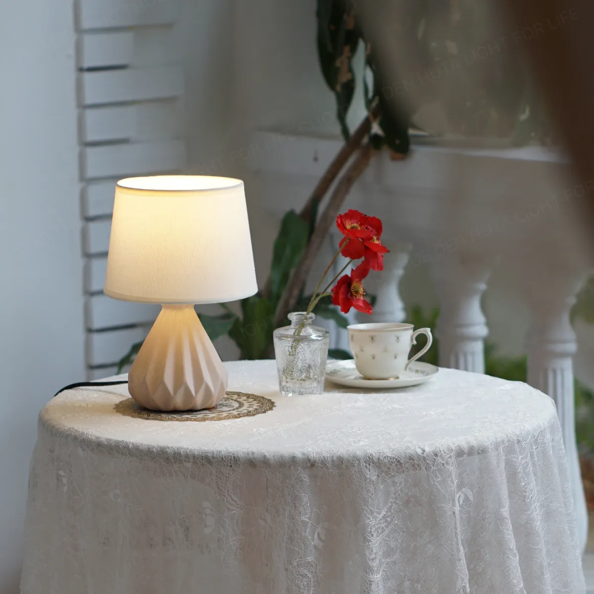 3. HÌNH ẢNH THỰC TẾ ĐÈN NGỦ ĐỂ BÀN MÃ S13