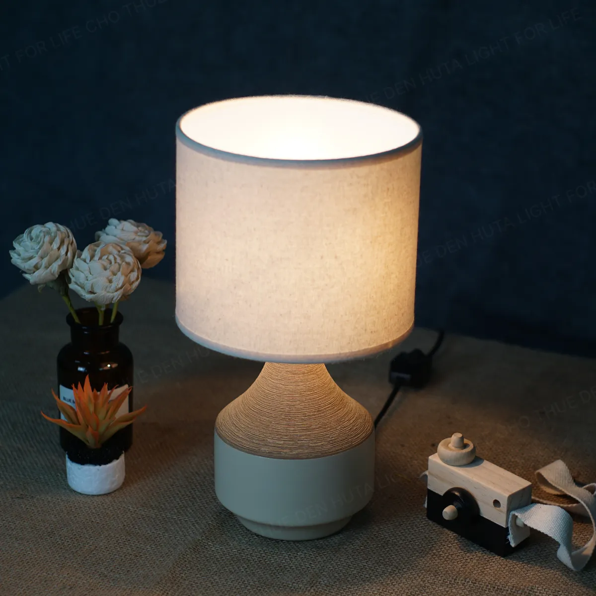 3. HÌNH ẢNH THỰC TẾ ĐÈN NGỦ ĐỂ BÀN MÃ S14