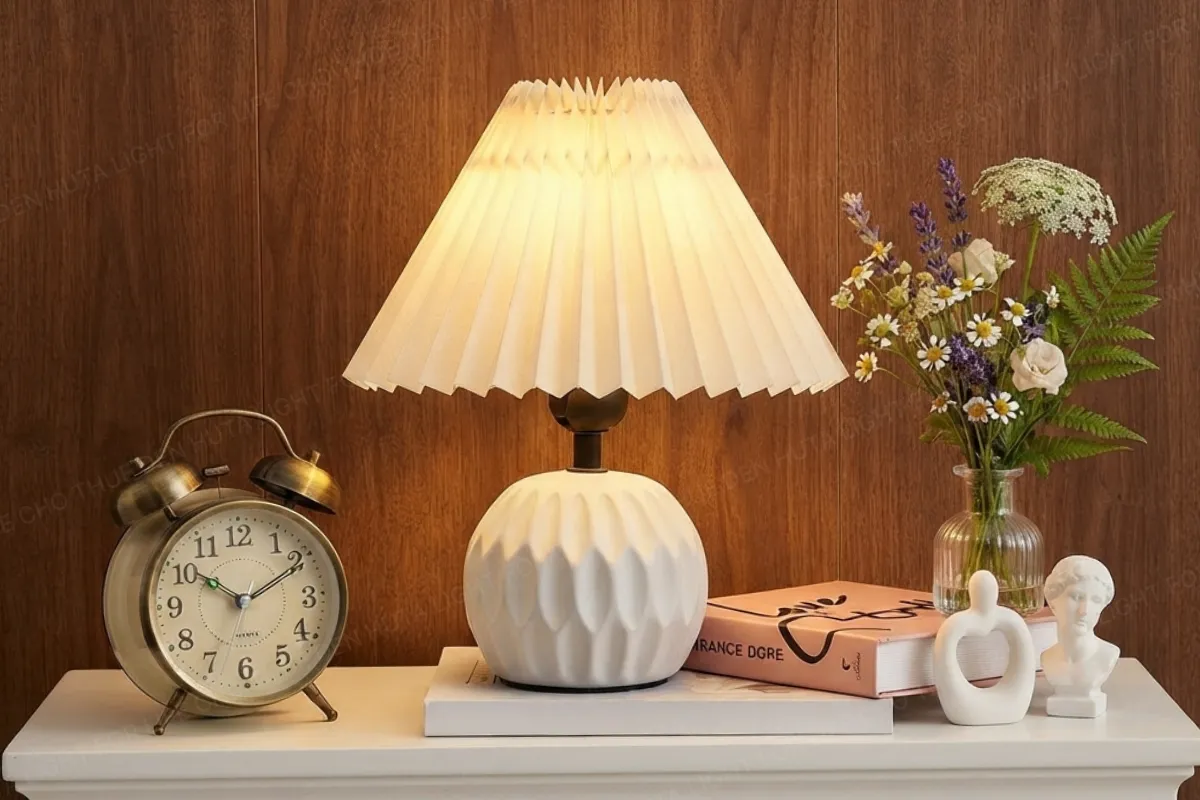 CHO THUÊ ĐÈN NGỦ ĐỂ BÀN DECOR KHÔNG GIAN MÃ S3