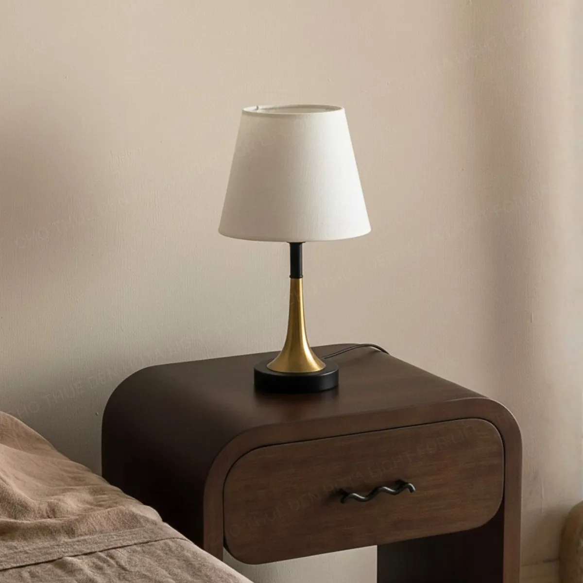 3. HÌNH ẢNH THỰC TẾ ĐÈN NGỦ ĐỂ BÀN MÃ T5