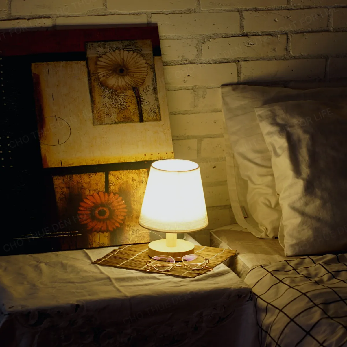 3. HÌNH ẢNH THỰC TẾ ĐÈN NGỦ ĐỂ BÀN MÃ G9