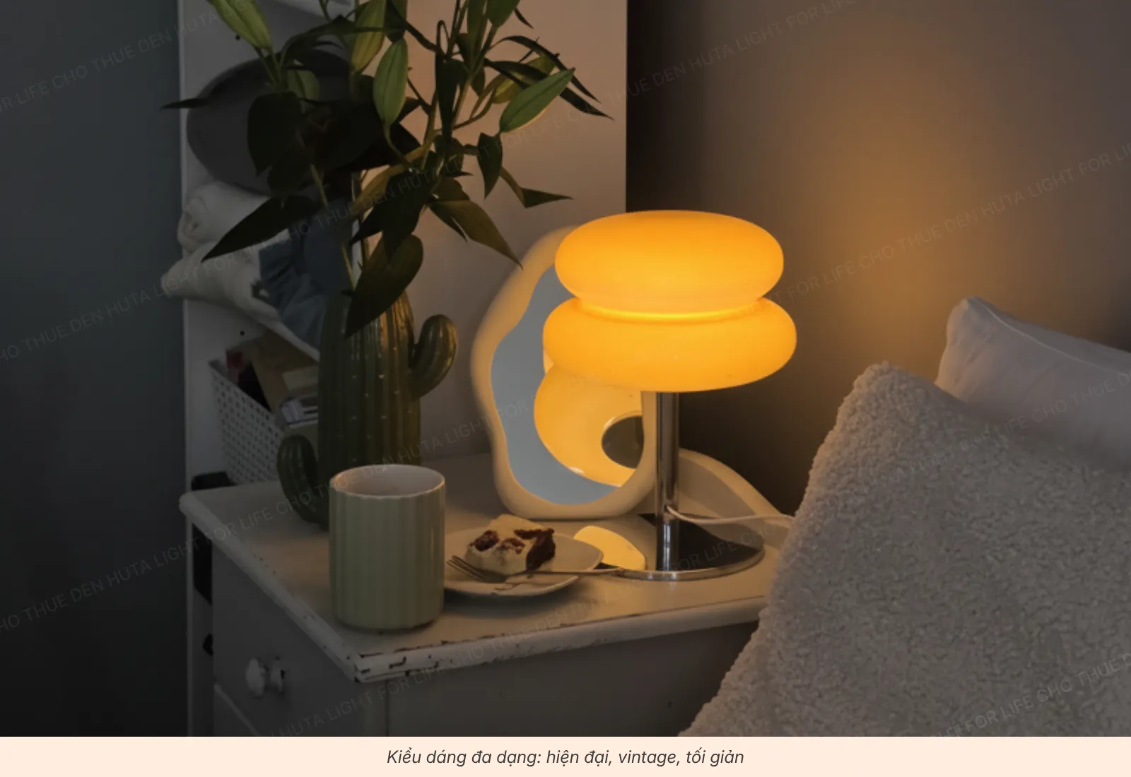 1.2 Đèn ngủ để bàn – ánh sáng ấm, tạo không gian