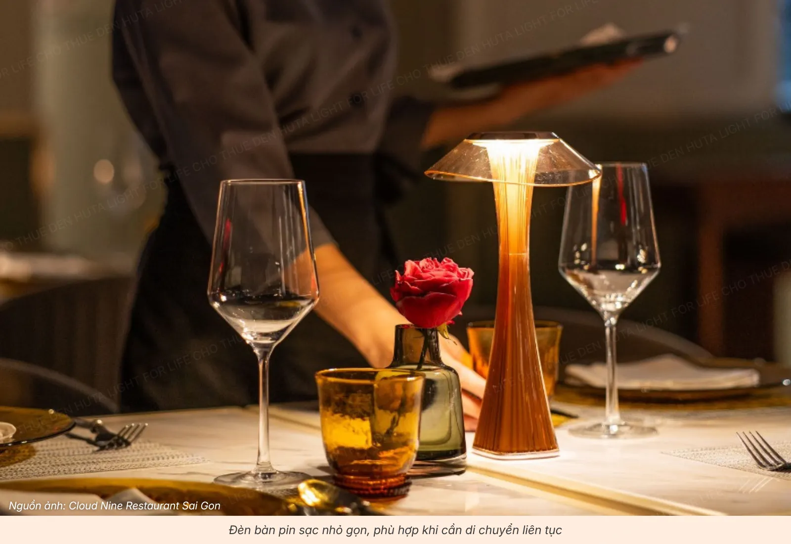 1.1 Đèn Bàn Pin Sạc – Gọn Nhẹ, Linh Hoạt