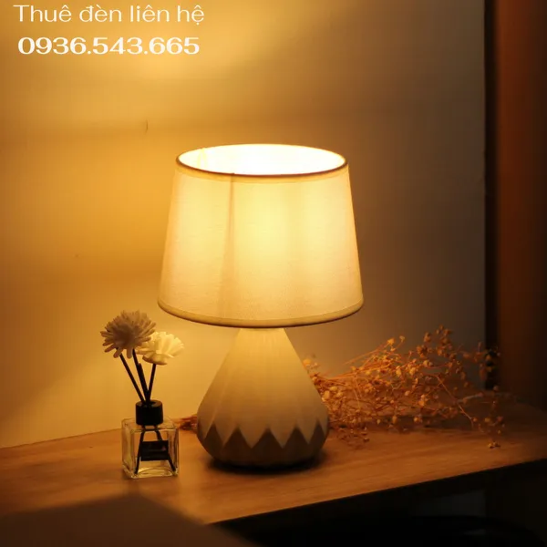 Cho Thuê Đèn Ngủ Thân Gốm Sứ Trang Trí Sự Kiện Mã S13