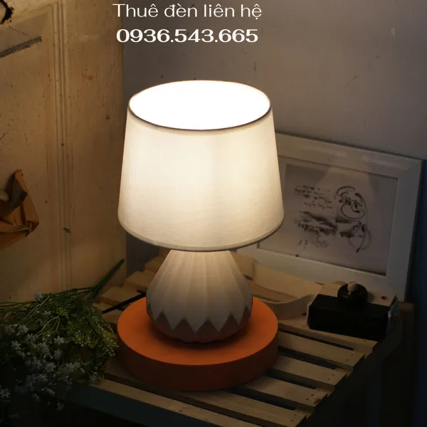 Cho Thuê Đèn Ngủ Thân Gốm Sứ Trang Trí Sự Kiện Mã S13