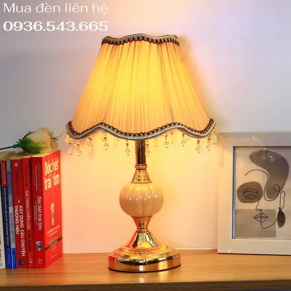 Cho Thuê Đèn Ngủ Thân Kim Loại Mã CD1