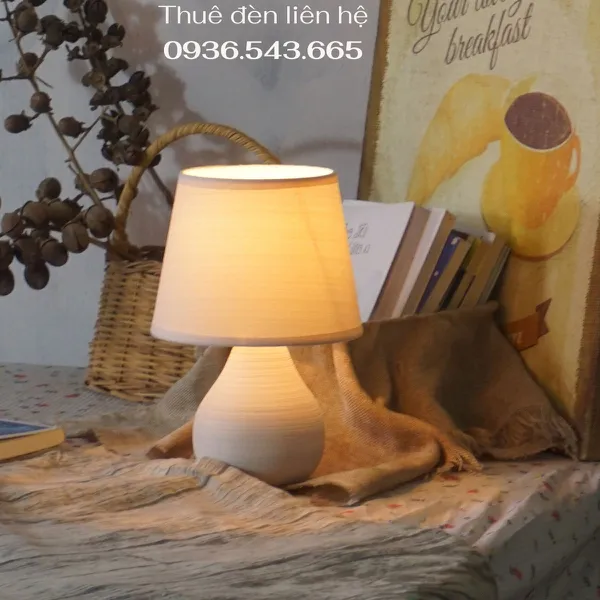 Cho Thuê Đèn Ngủ Thân Gốm Sứ Mã S1