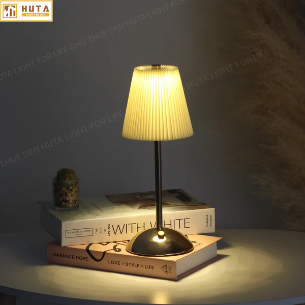 Cho Thuê Đèn Led Để Bàn Mã RESBED5 | Chạm Cảm Ứng | Decor Sự Kiện