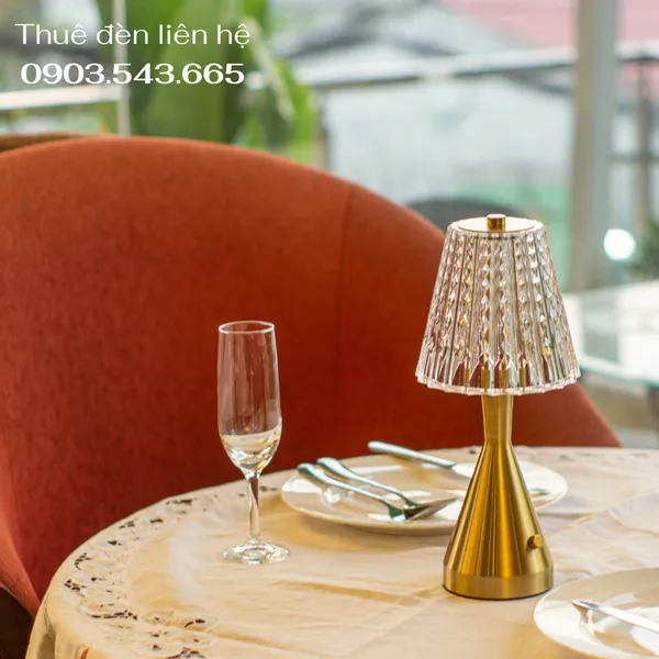 Cho Thuê Đèn Trang Trí Bàn Tiệc Mã RESBED2