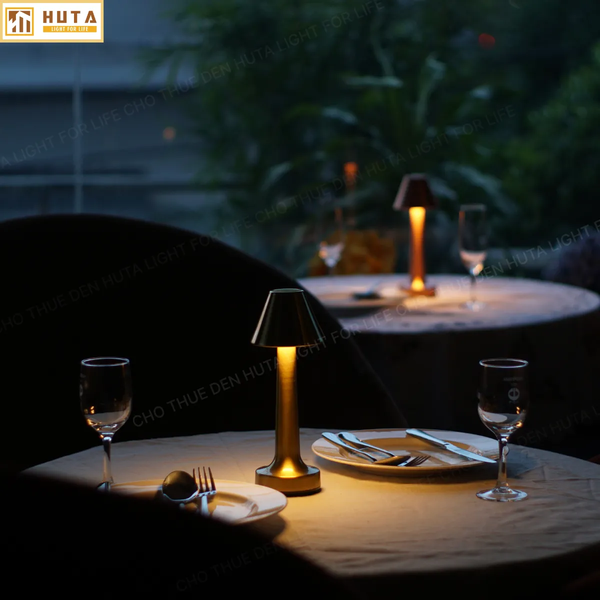 Cho Thuê Đèn Led Để Bàn Mã RESNONCUT | Chạm Cảm Ứng | Đèn Bàn Pin Sạc