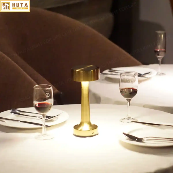 Cho Thuê Đèn Bàn Cảm Ứng Mã RESTRU | Điều Chỉnh Độ Sáng | Ba Màu Ánh Sáng