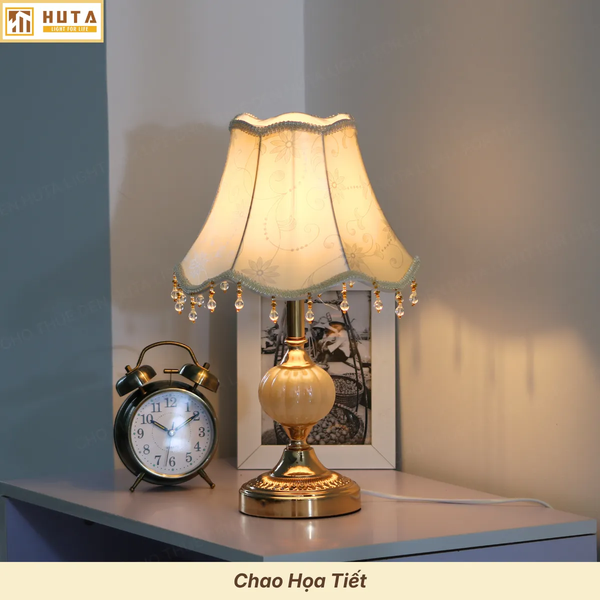 Cho Thuê Đèn Ngủ Thân Kim Loại Mã CD1 | Điều Chỉnh Độ Sáng | Decor Không Gian