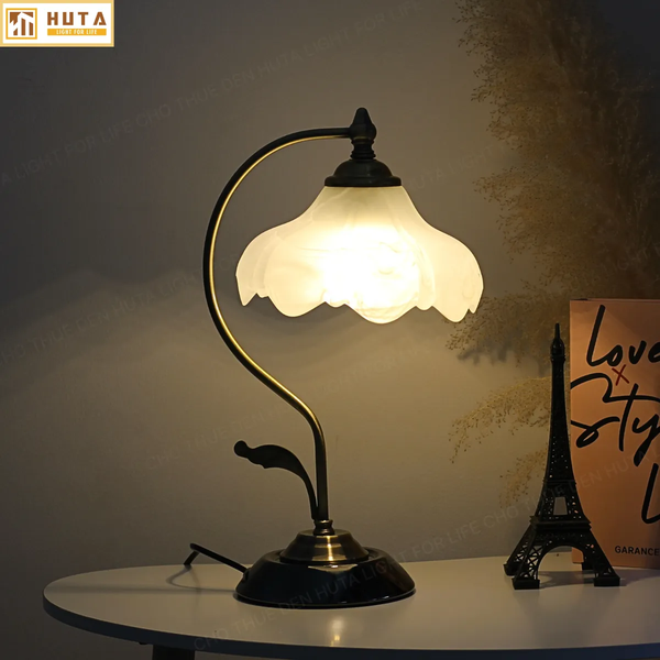 Cho Thuê Đèn Ngủ Thân Kim Loại Mã CD2 | Decor Không Gian | Quay Phim, Chụp Ảnh
