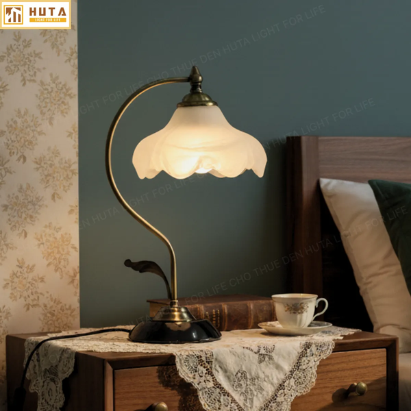 Cho Thuê Đèn Ngủ Thân Kim Loại Mã CD2 | Decor Không Gian | Quay Phim, Chụp Ảnh