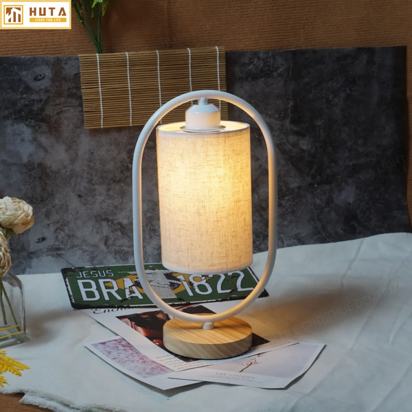 Cho Thuê Đèn Ngủ Thân Gỗ Mã G6 | Thiết Kế Vintage | Decor Không Gian