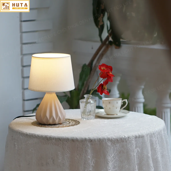 Cho Thuê Đèn Ngủ Thân Gốm Sứ Mã S13 |  Trang Trí Sự Kiện | Ba Màu Ánh Sáng