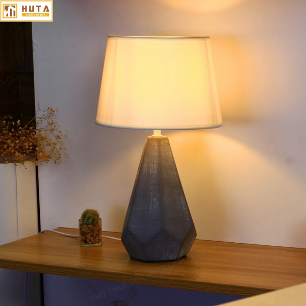 Cho Thuê Đèn Ngủ Thân Gốm Sứ Mã S15 | Điều Chỉnh Ánh Sáng | Trang Trí Sự Kiện