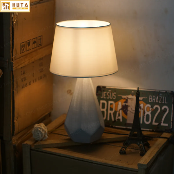 Cho Thuê Đèn Ngủ Thân Gốm Sứ Mã S15 | Điều Chỉnh Ánh Sáng | Trang Trí Sự Kiện