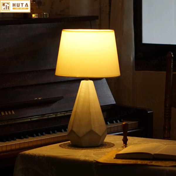 Cho Thuê Đèn Ngủ Thân Gốm Sứ Mã S15 | Điều Chỉnh Ánh Sáng | Trang Trí Sự Kiện