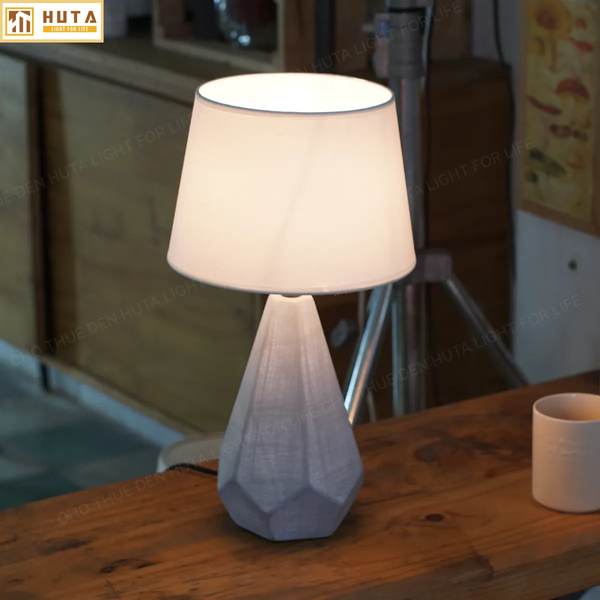 Cho Thuê Đèn Ngủ Thân Gốm Sứ Mã S15 | Điều Chỉnh Ánh Sáng | Trang Trí Sự Kiện