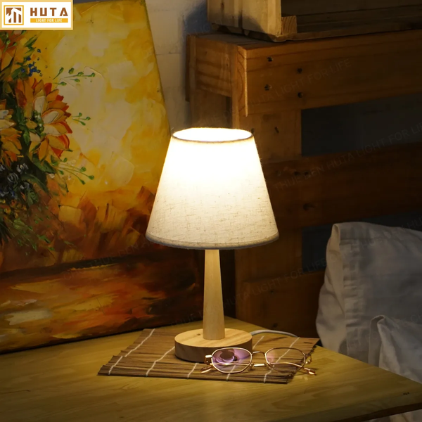 Cho Thuê Đèn Ngủ Thân Gỗ Mã G2 | Decor Không Gian | Thiết Kế Tối Giản