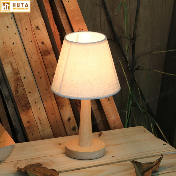 Cho Thuê Đèn Ngủ Thân Gỗ Mã G2 | Decor Không Gian | Thiết Kế Tối Giản