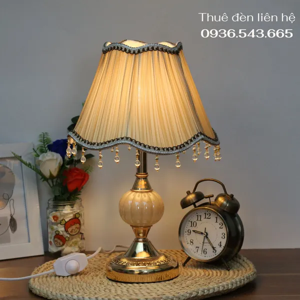 Cho Thuê Đèn Ngủ Thân Kim Loại Mã CD1