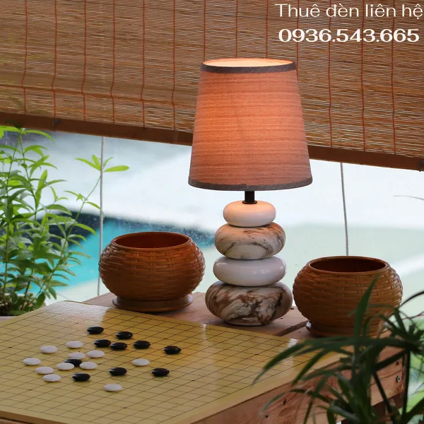 Cho Thuê Đèn Ngủ Thân Gốm Sứ Mã S12