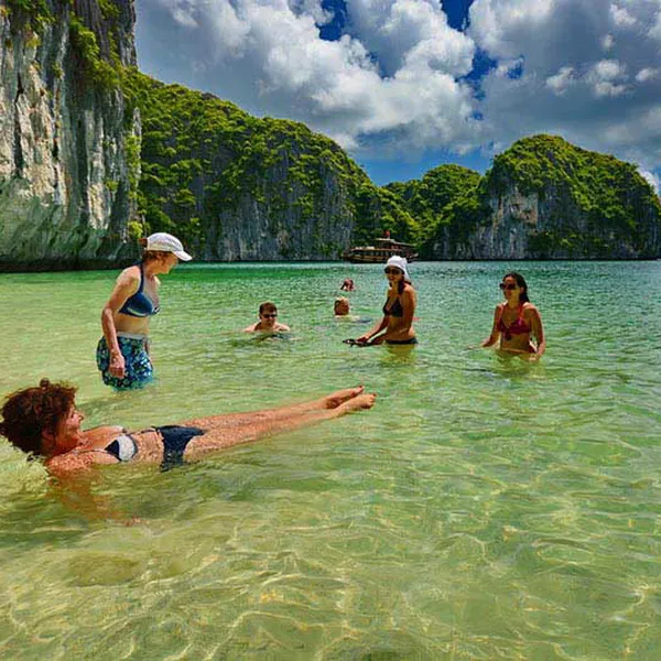 Lan Ha Bay - Viet Hai Village - Cat Ba National Park Tour