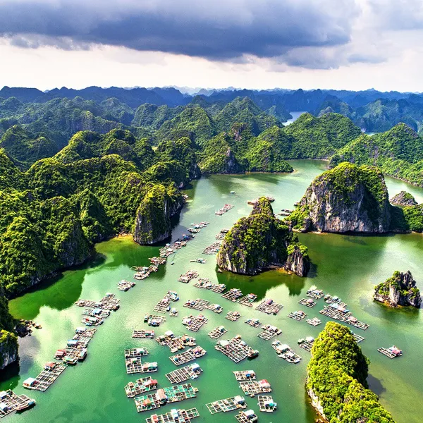 Lan Ha Bay tour from Hanoi