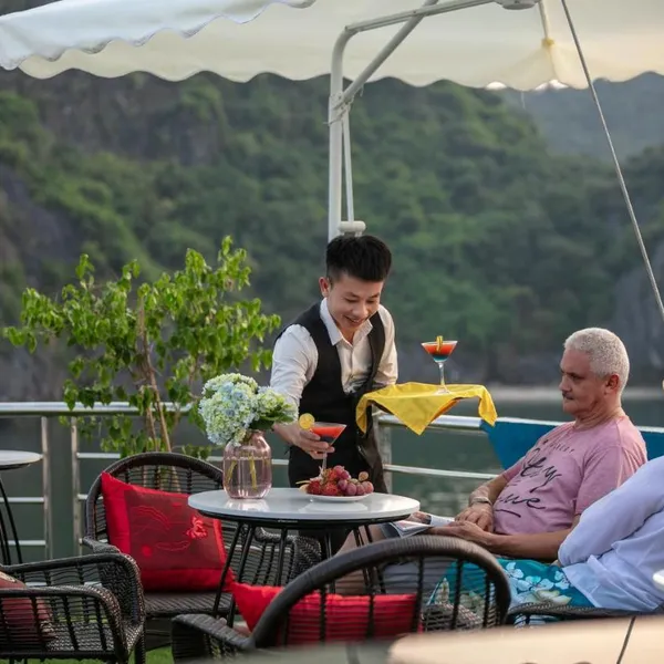 Tour Hà Nội Hạ Long Cát Bà 3 Ngày 2 Đêm