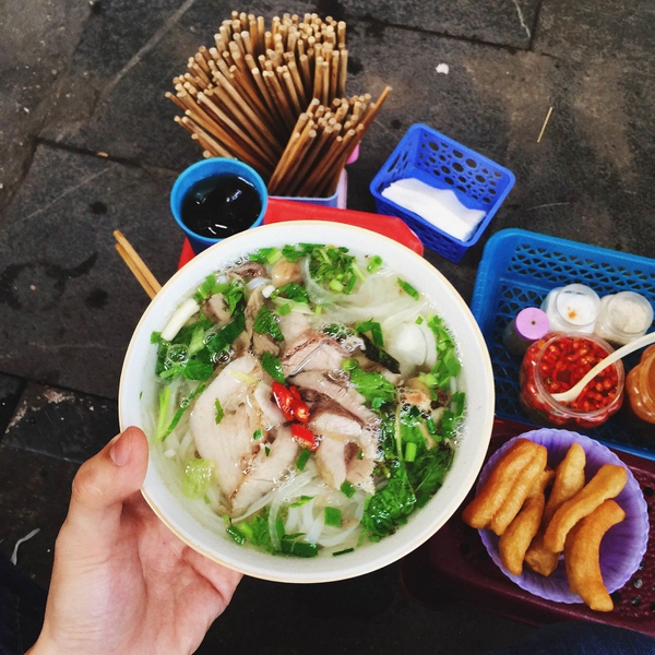 Hanoi Street Food Tour & Egg Coffee Class (3.5 Hours Walking Tour)